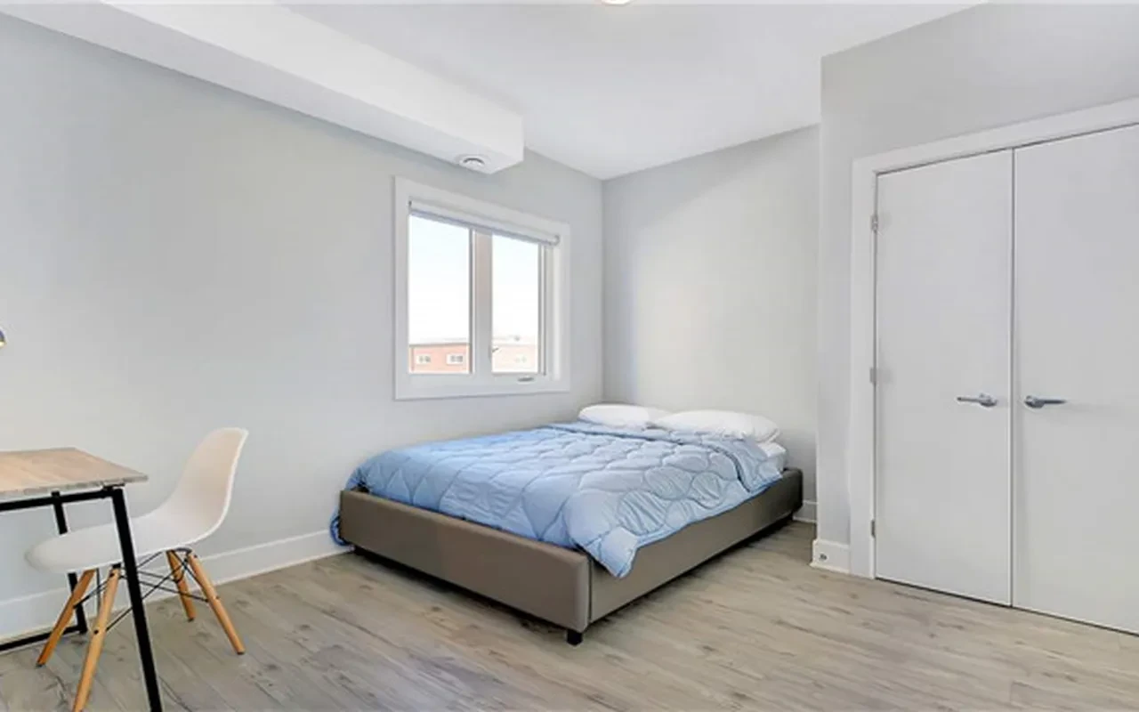 18 McArthur 8