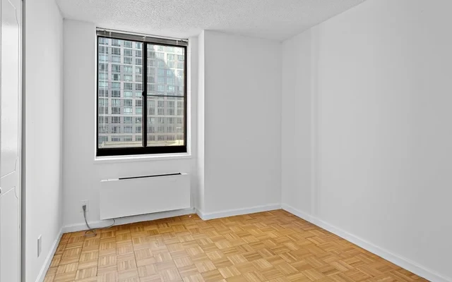 Parkside East 3