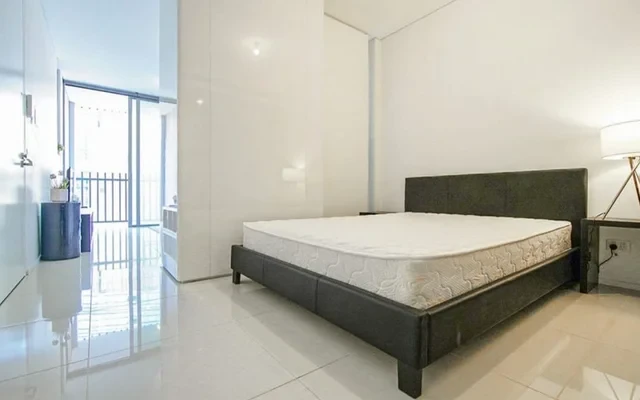 18 Park Lane 1