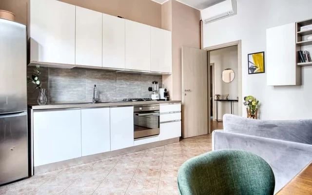 Chic 2-bed flat in the centre 3