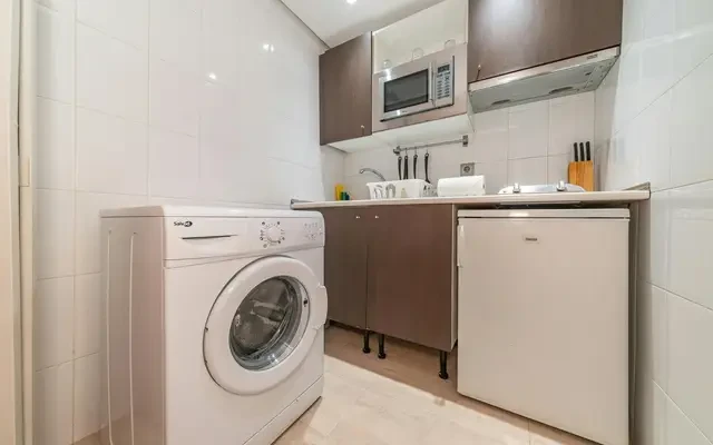 studio near Calle de Mauricio Legendre 3