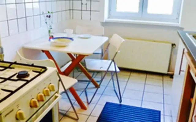 Borussiastraße 1