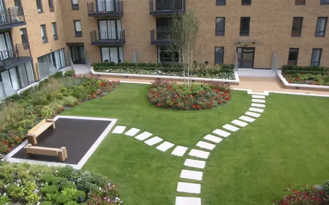 Meadowside Kidbrooke SE9 1