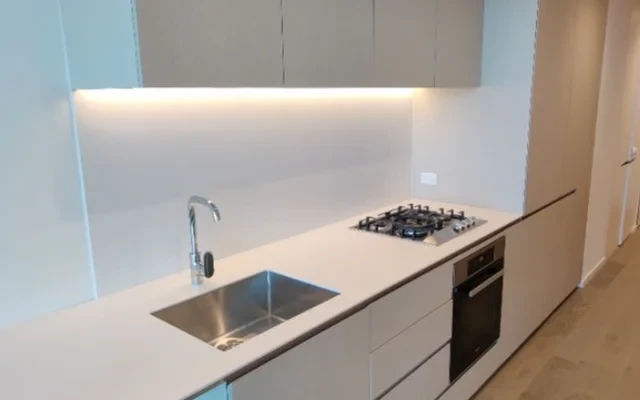 70 Southbank Boulevard 3