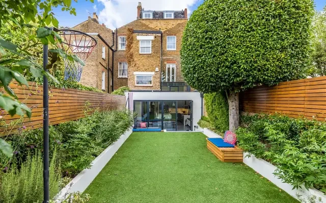 Montpelier Row, Twickenham, TW1 2NQ 3