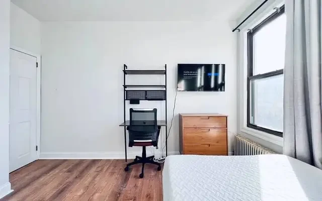 31-16 36th Avenue, Astoria 4