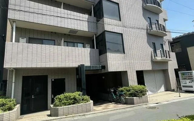 U-Station Kitakoiwa 305 0