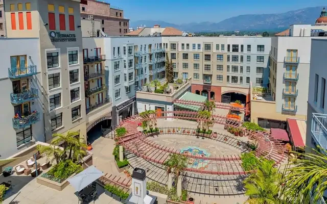 Terraces at Paseo Colorado 1