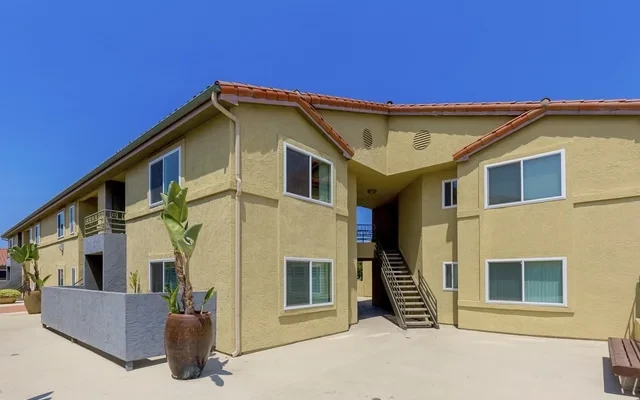 Verano La Jolla 0
