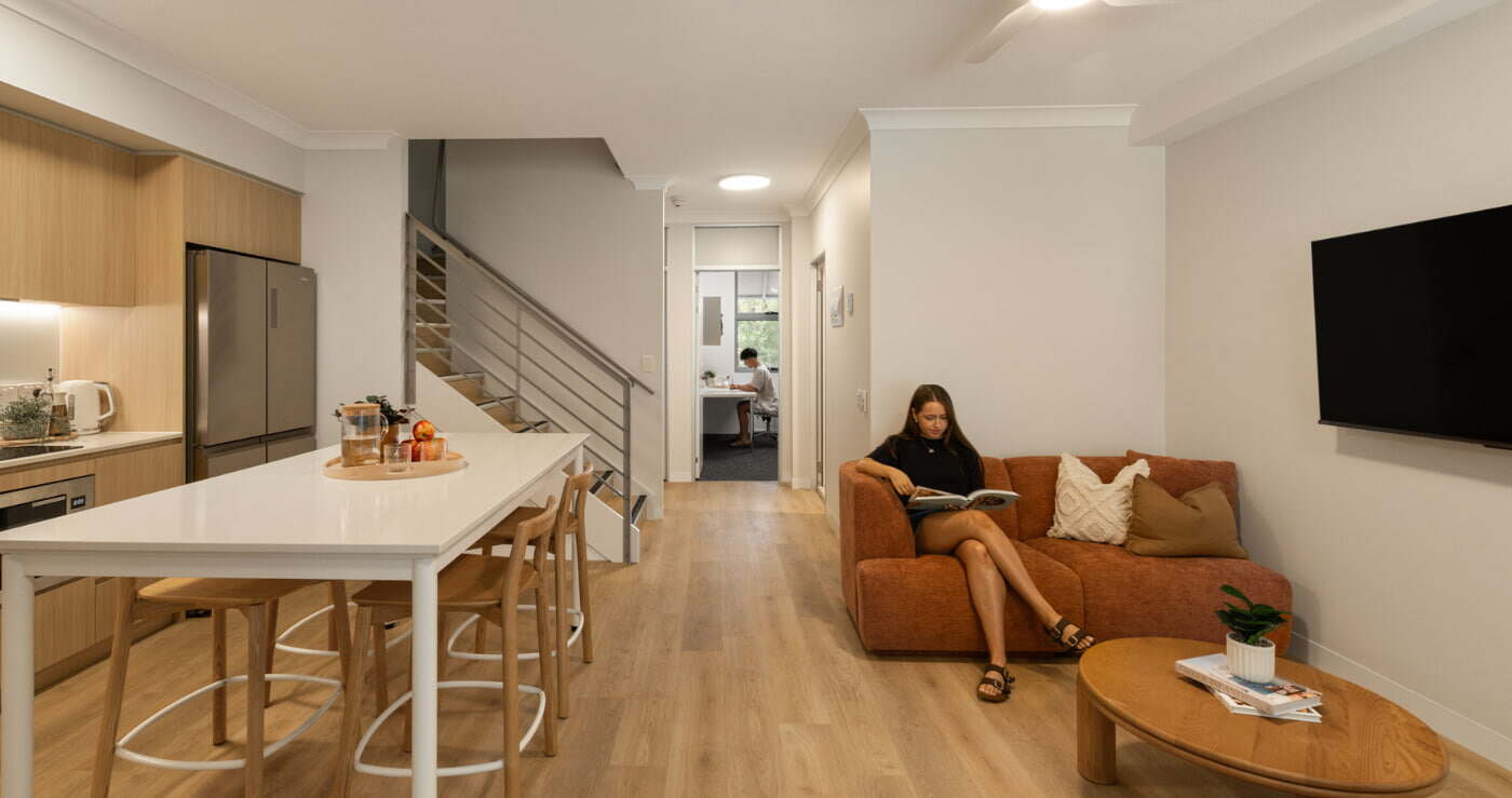 Single Bedroom – 6 Share Apt