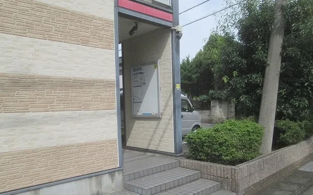 レオパレスＭＯＭＯ 2