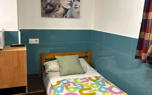 COLIVING 87 ESTUDIO NUMERO 7 3
