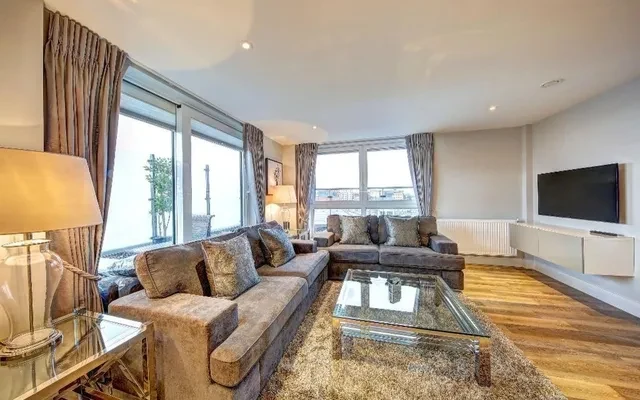 LH-Mulholland House - London student accommodation