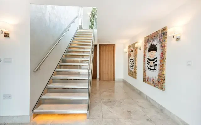 Juniper Drive, London, SW18 1GY 3