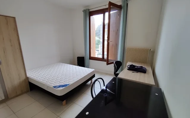 Villejuif 94e·18m²·F1·Studio·With furniture 0