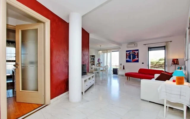 Attico Elegante con Terrazzo Panoramico in Via Caterina Fieschi - Roma 1