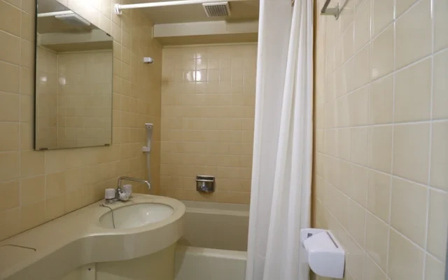 Dia palace, 604 peace avenue. 3