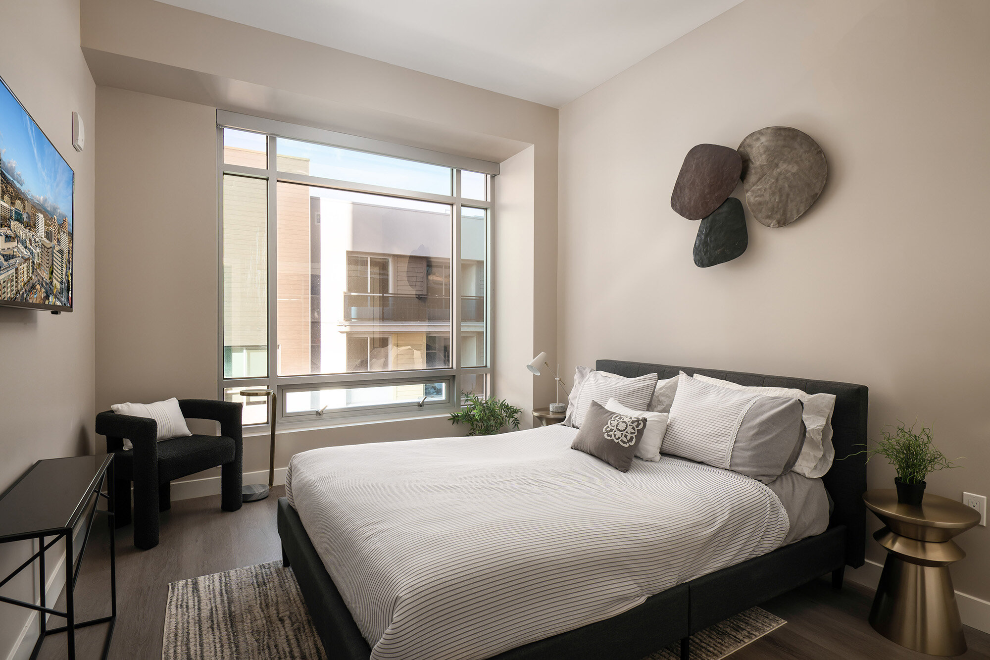2 Bed - 2 Bath B2
