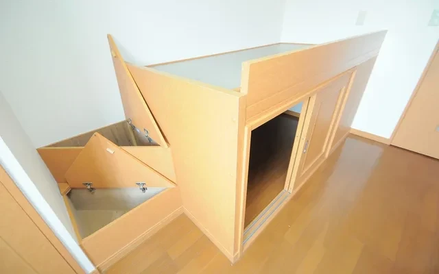 レオパレスブルースカイ 4