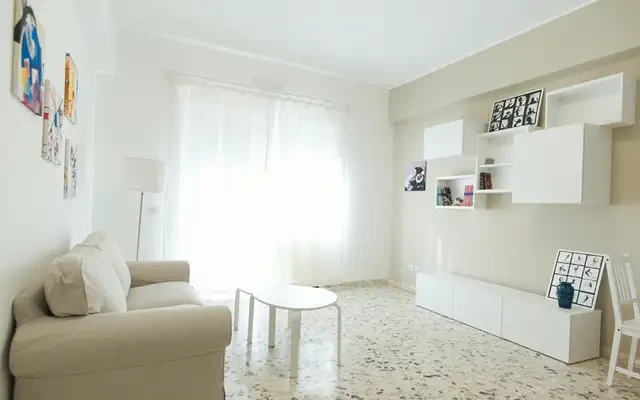 Via Giuseppe Guerzoni 2
