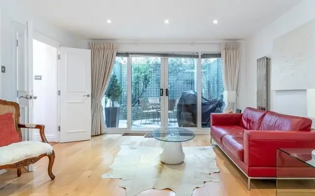Campden Street, London, W8 7EN 0