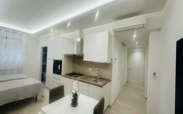 Apartment in Via San Domenico, Bologna for 35 m² 2