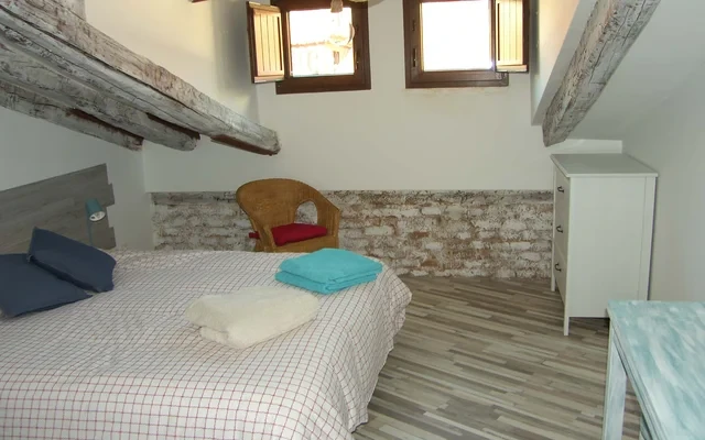 Apartment in Calle de Santa Clara, Madrid for 29 m² 0