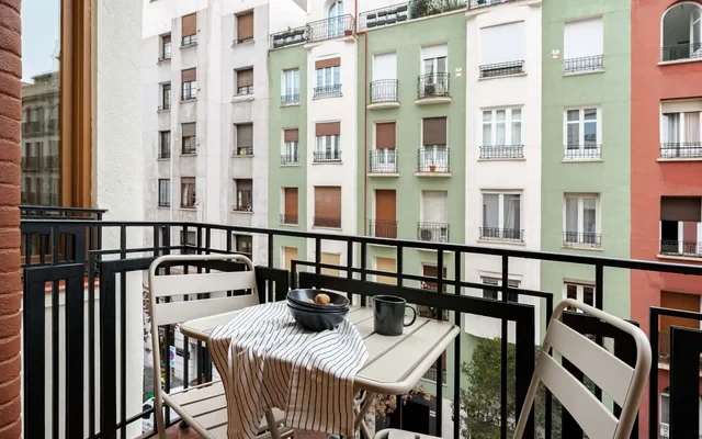 Melinoe - 3 bedrooms and terrace in Goya 4