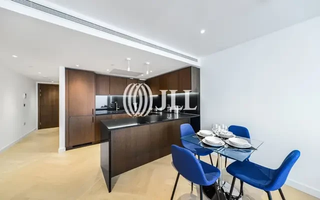 Landmark Pinnacle, London E14 2