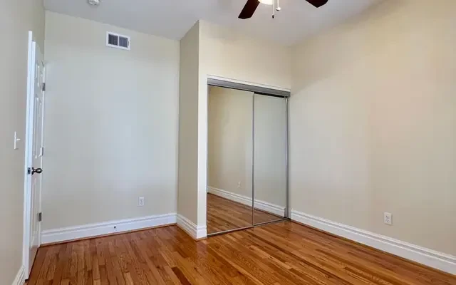 714 Newly Renovated 3 Bed-2 Bath Steps from Loop, WashU & Forest Park 2