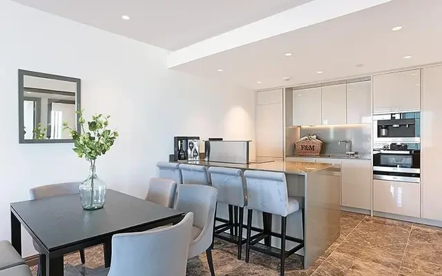 Blackfriars Road, Southwark, London, SE1 9GD 1