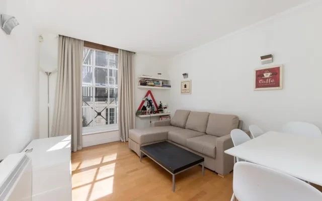 LH-John Adam Street 0