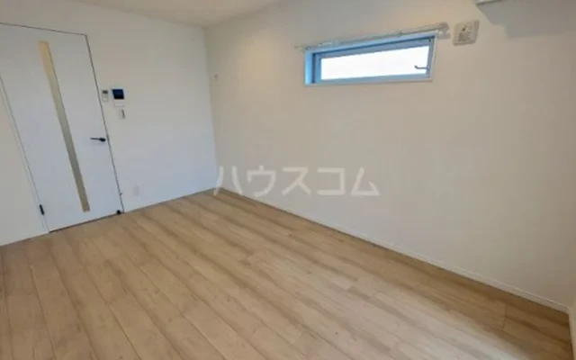 Mark Duo, Room 101, Higashiiwatsuki 3