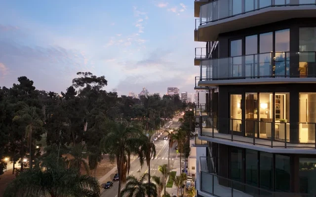 525 Olive Apartments 1