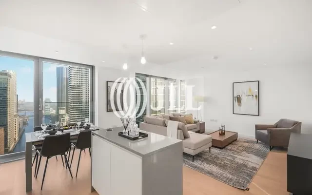 Landmark Pinnacle, London E14 4