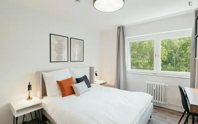 Very pleasant 3-bedroom apartment in Westend 0