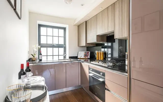 Omega Place, Islington, N1 1