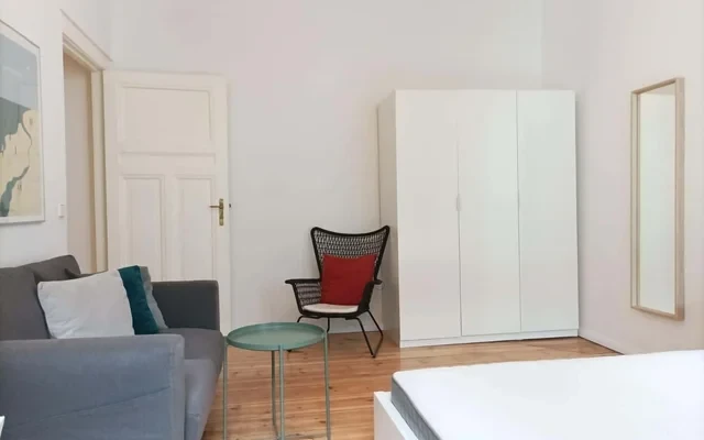 Beautiful 2 rooms flat in Neukoelln 2