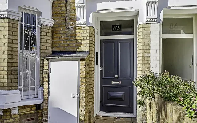 Warriner Gardens 12181# 1