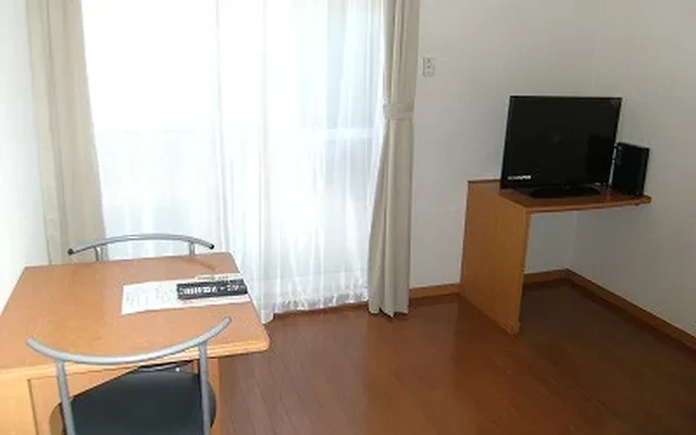 レオパレスバーディーⅤ 203号室 4