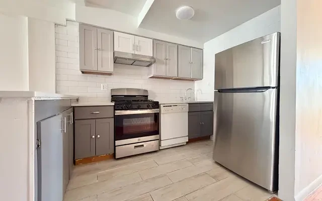 1993 3rd Avenue, New York 0