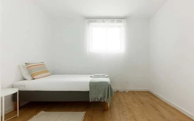 T2 Apartment with pool in Charneca de Caparica, Lisbon  (SEP-MAY Only) 1