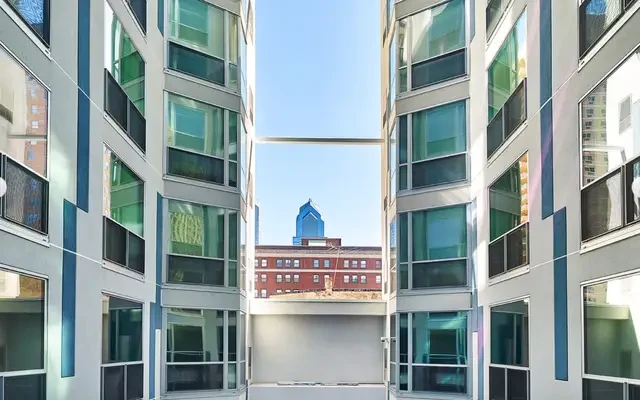 2Bedroom Apartment in the Heart of Philadelphia 0