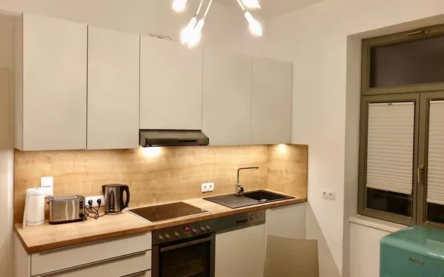 Roma 1: Schoene, helle Wohnung im ersten Stock in Berlin Weissensee, Naehe Alexanderplatz 4