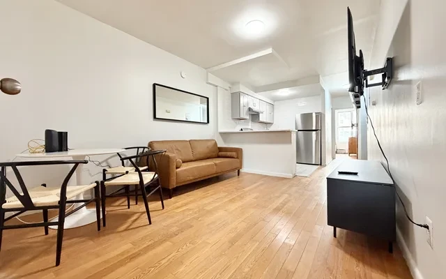 1993 3rd Avenue, New York 0
