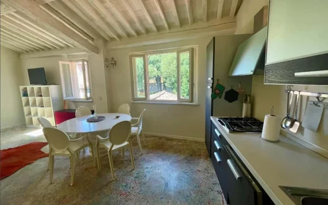 Apartment in Via del Fosso, Lucca for 90 m² with 2 bedrooms 0