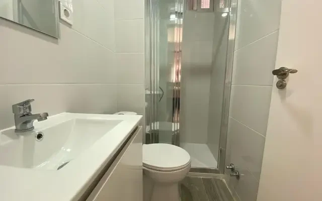 apartment near Calle Arechavaleta 3