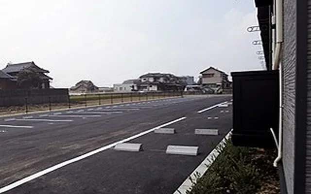 レオパレスフローラ 4
