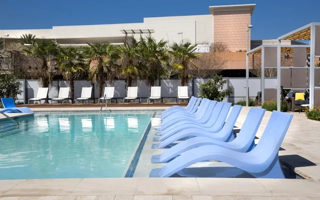 The Standard at Domain Northside Apartments - Austin student accommodation - Swimming pool