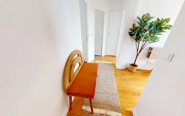 1 Square Jean Thebaud, 75015 2